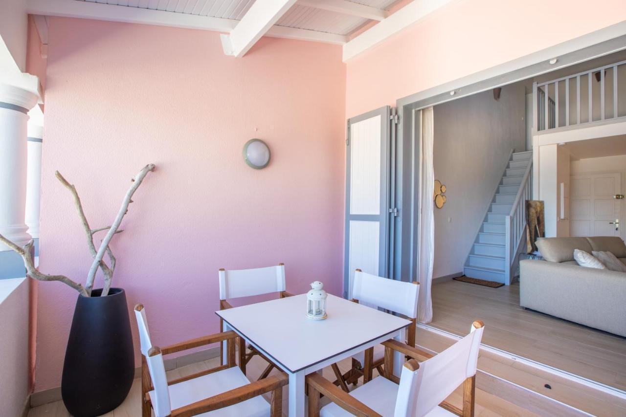 Stunning New Apartment With View Of Orient Bay Quarter of Orleans المظهر الخارجي الصورة
