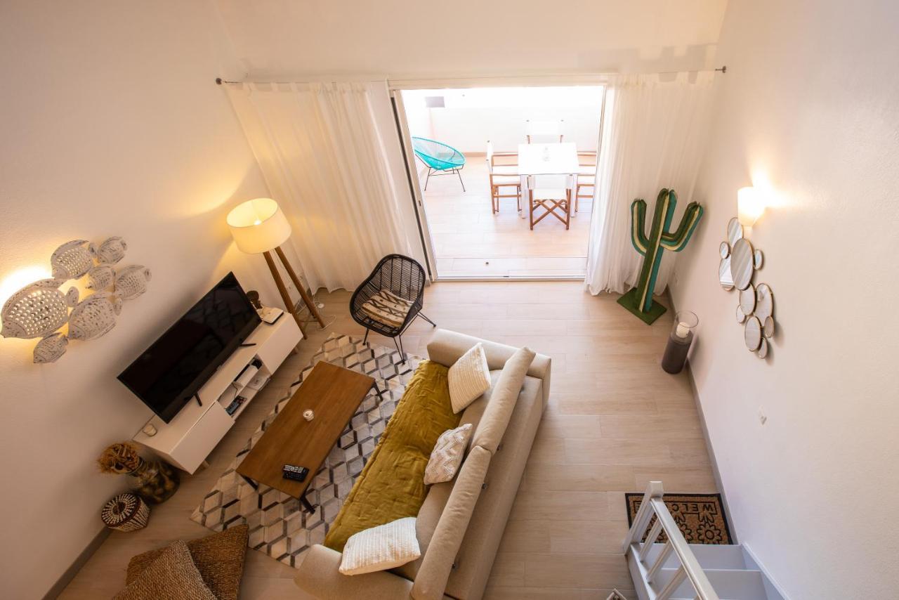Stunning New Apartment With View Of Orient Bay Quarter of Orleans المظهر الخارجي الصورة