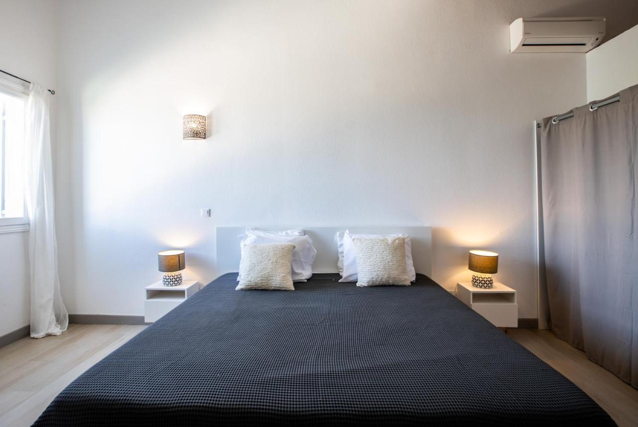 Stunning New Apartment With View Of Orient Bay Quarter of Orleans المظهر الخارجي الصورة
