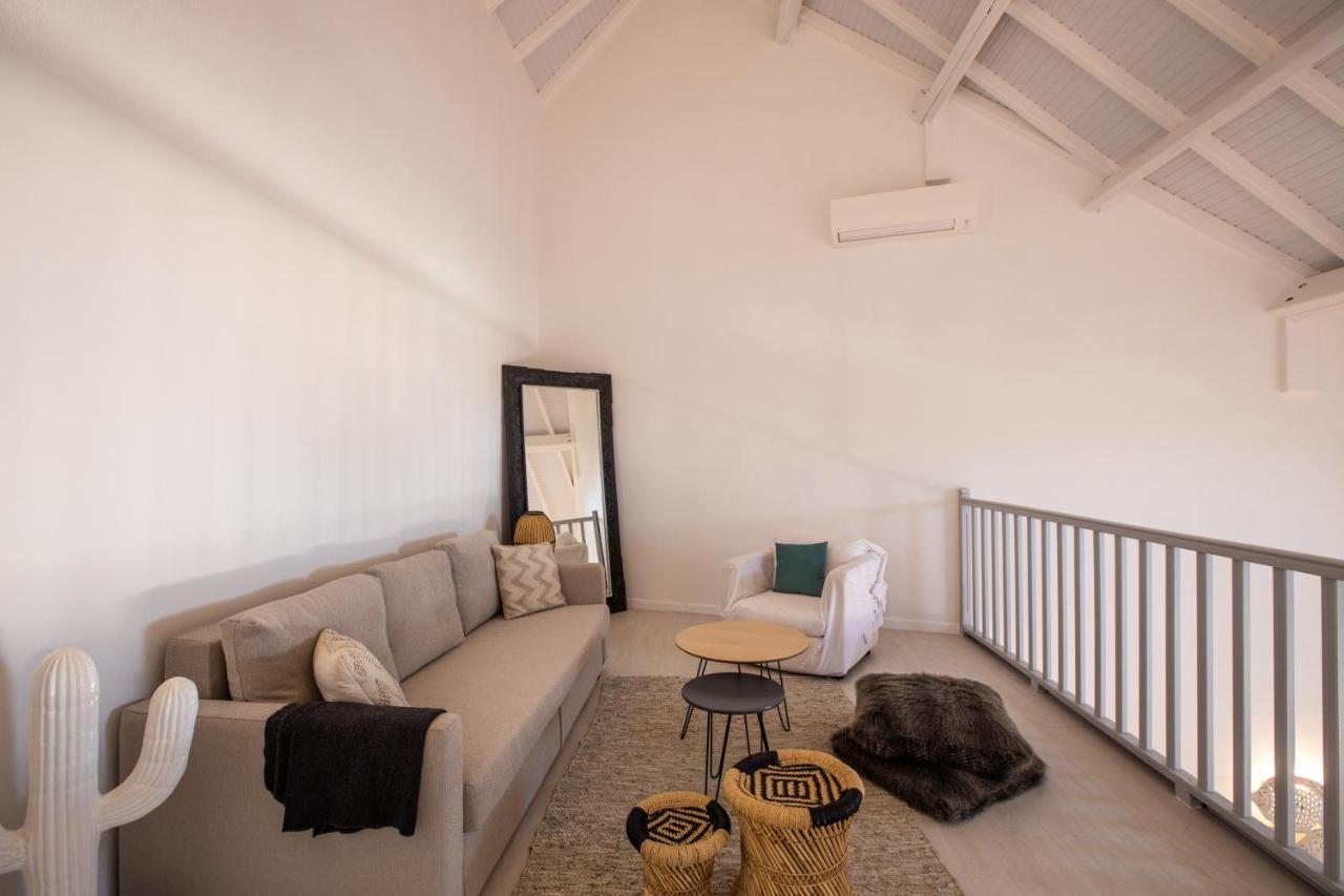 Stunning New Apartment With View Of Orient Bay Quarter of Orleans المظهر الخارجي الصورة